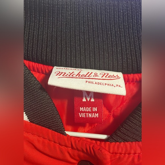 Toronto raptors jacket - Picture 3 of 4